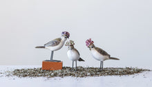 Load image into Gallery viewer, BIRD WITH FLOWER HAT
